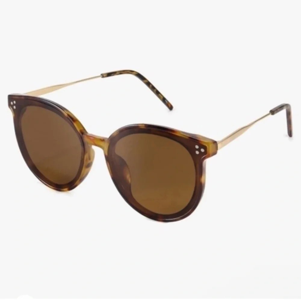 Dollger Classic Cateye Sunglasses for Women‎ Retro Shades UV400 Sunnies Frame